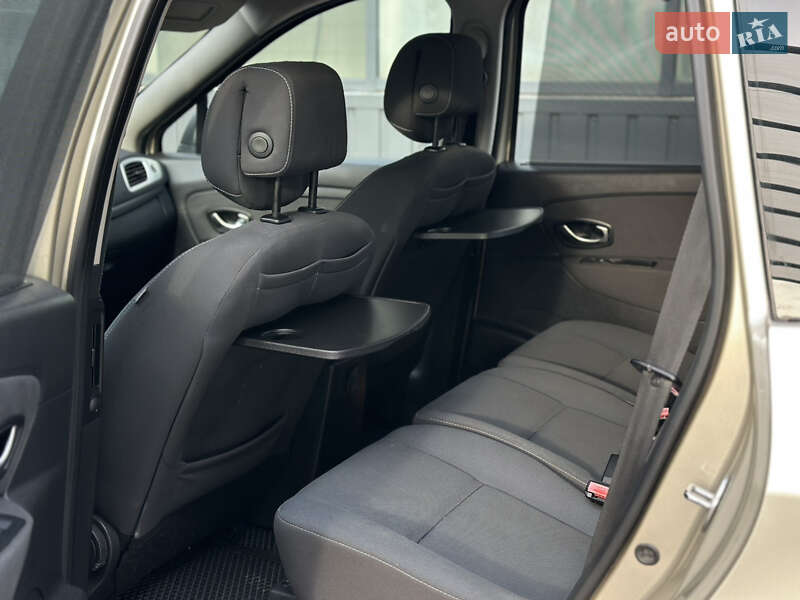 Минивэн Renault Grand Scenic 2010 в Дрогобыче