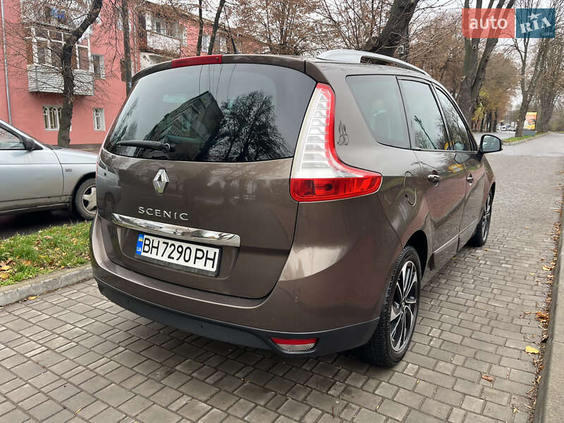 Минивэн Renault Grand Scenic 2013 в Могилев-Подольске фото 18 Минивэн Renault Grand Scenic 2013 в Могилев-Подольске