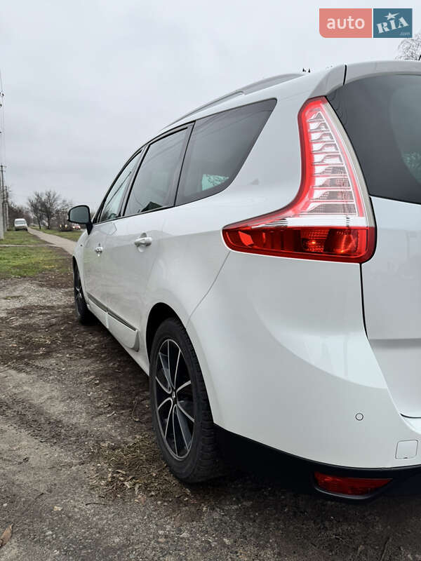 Минивэн Renault Grand Scenic 2013 в Котельве