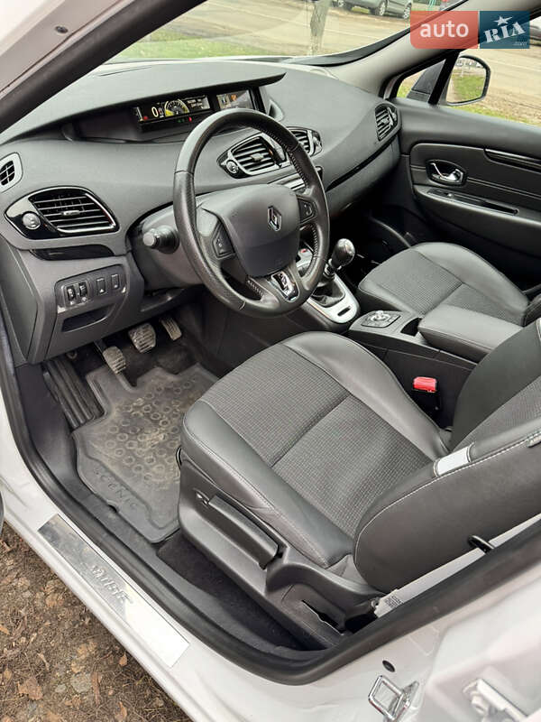 Минивэн Renault Grand Scenic 2013 в Котельве