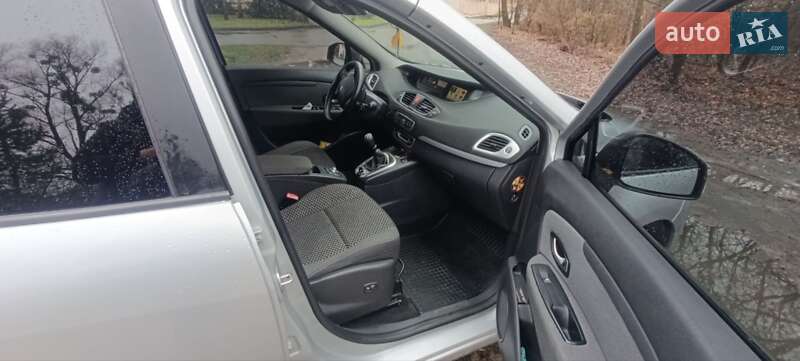 Минивэн Renault Grand Scenic 2011 в Киеве