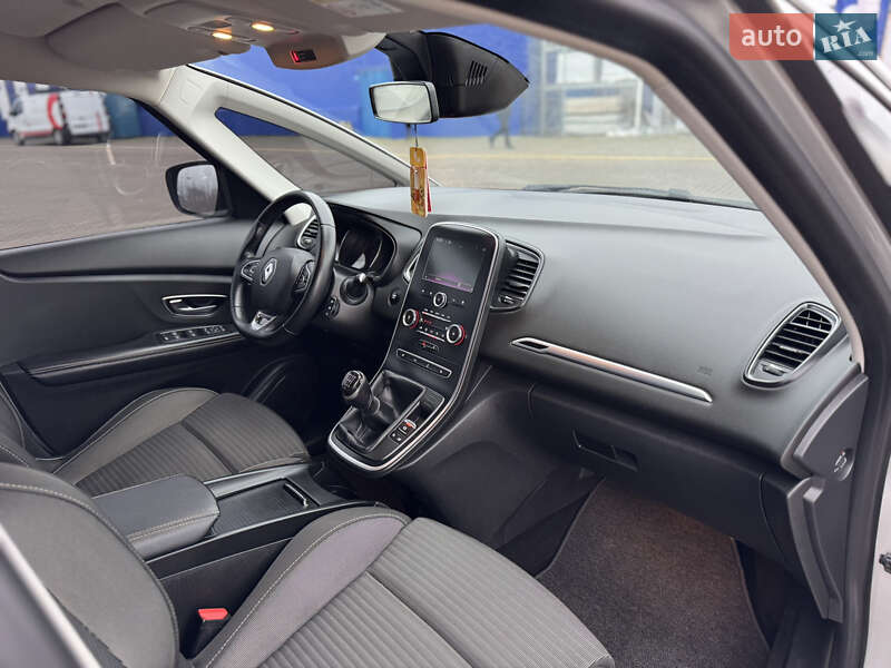 Мінівен Renault Grand Scenic 2017 в Дубні