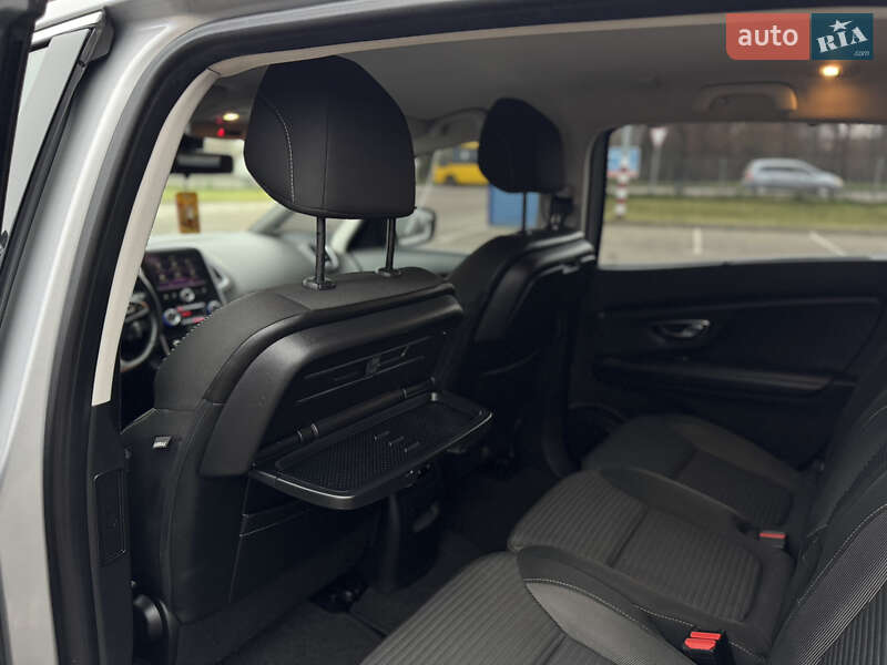 Мінівен Renault Grand Scenic 2017 в Дубні