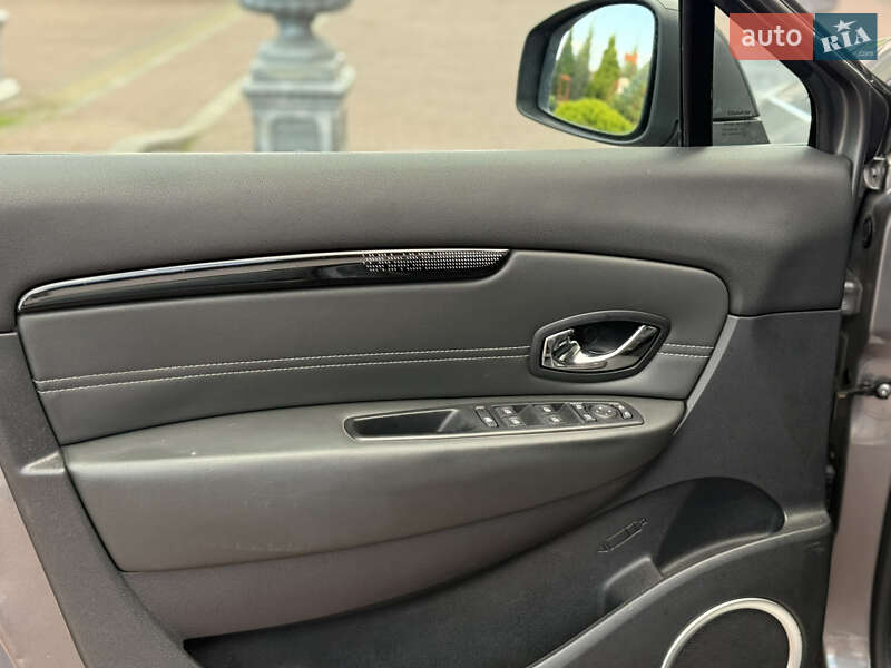 Минивэн Renault Grand Scenic 2012 в Стрые