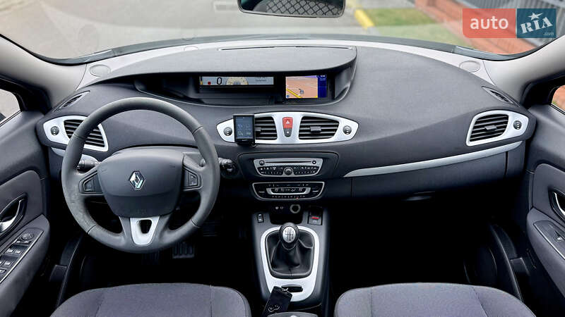 Минивэн Renault Grand Scenic 2010 в Александрие