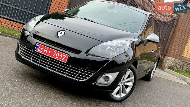 Минивэн Renault Grand Scenic 2010 в Александрие