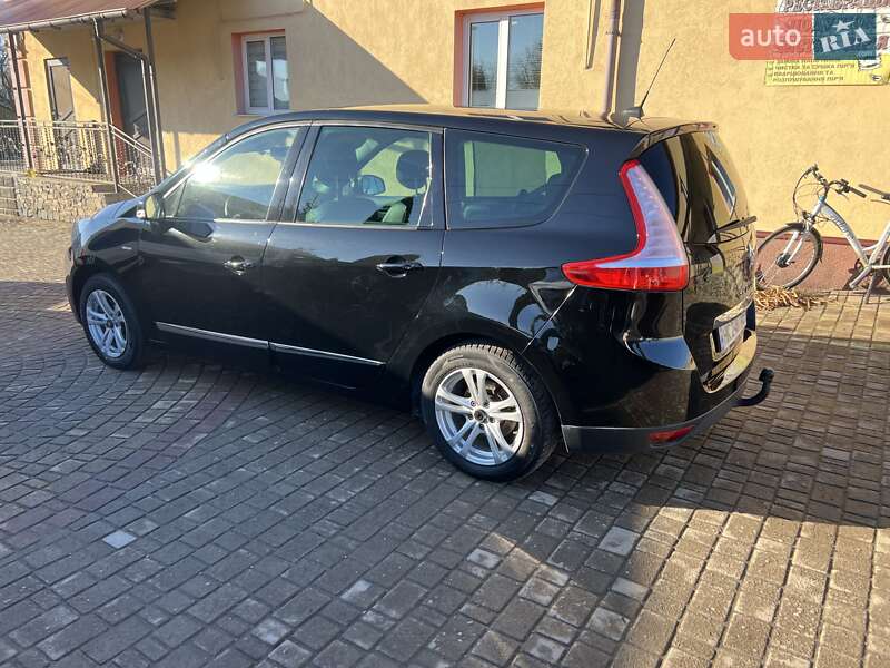 Минивэн Renault Grand Scenic 2012 в Радивилове