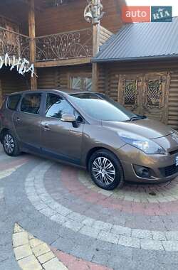 Минивэн Renault Grand Scenic 2010 в Львове