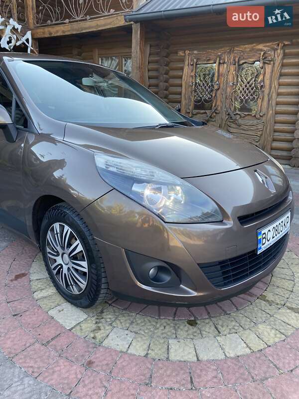 Минивэн Renault Grand Scenic 2010 в Львове