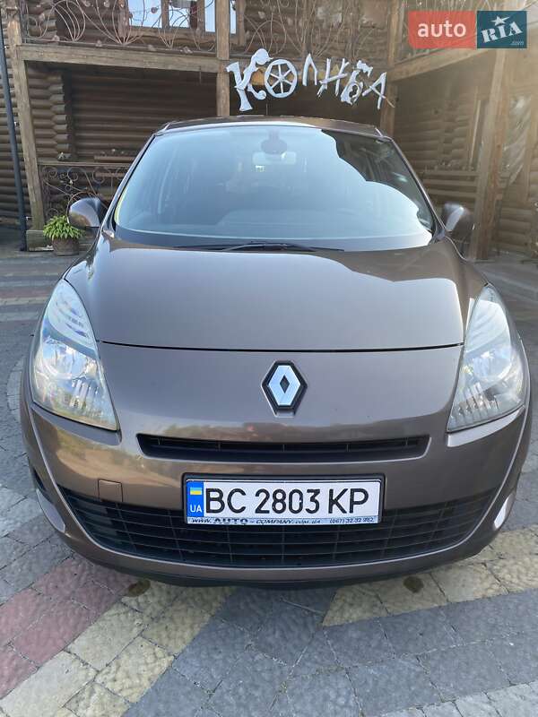 Минивэн Renault Grand Scenic 2010 в Львове