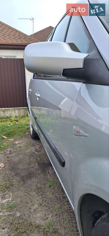 Минивэн Renault Grand Scenic 2005 в Днепре фото 2 Минивэн Renault Grand Scenic 2005 в Днепре