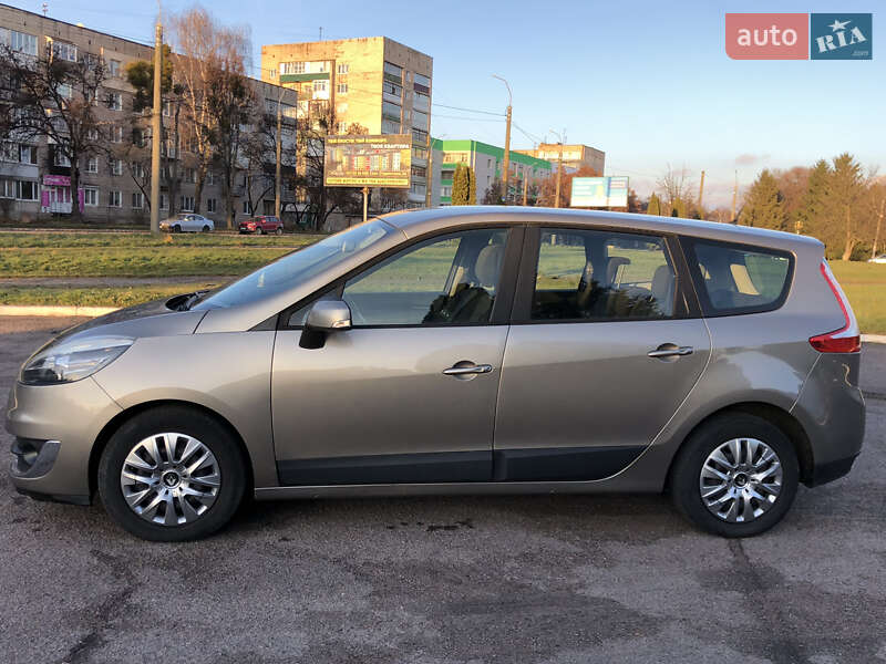 Минивэн Renault Grand Scenic 2012 в Ровно