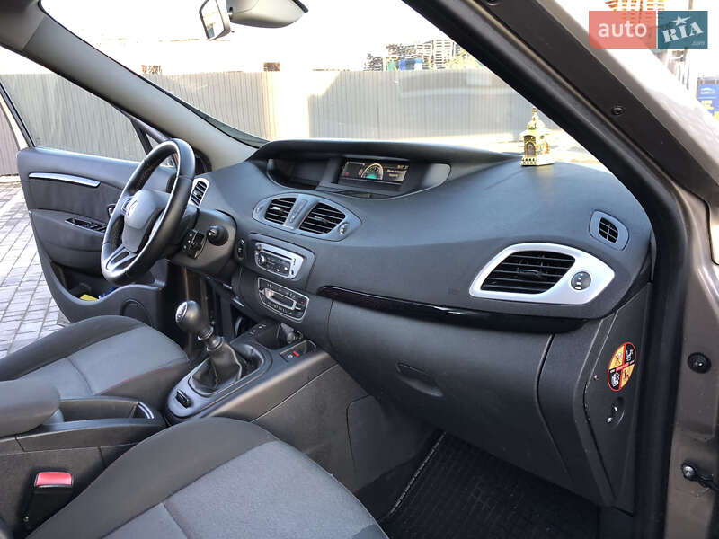 Минивэн Renault Grand Scenic 2012 в Ровно