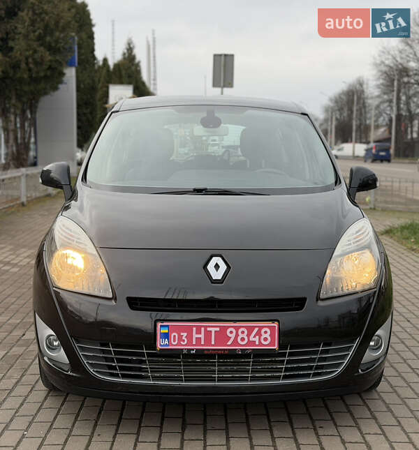 Минивэн Renault Grand Scenic 2010 в Ровно