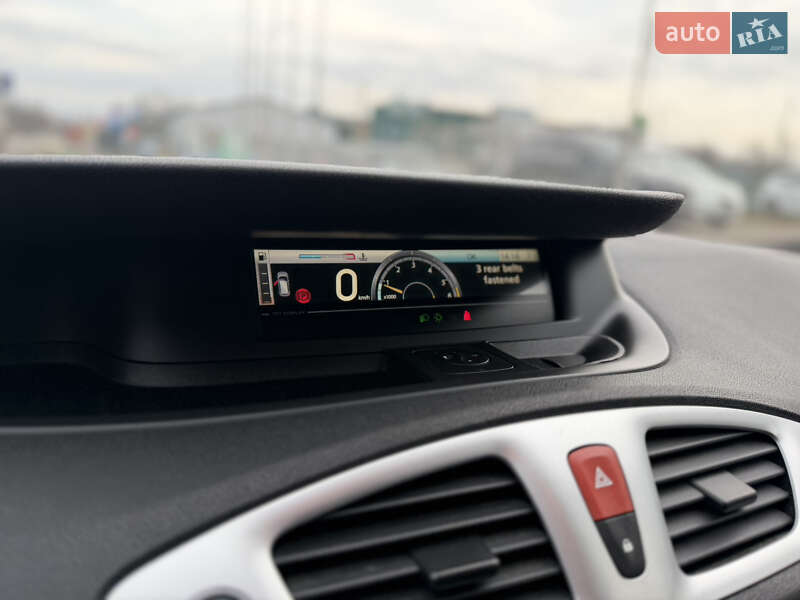 Минивэн Renault Grand Scenic 2010 в Ровно