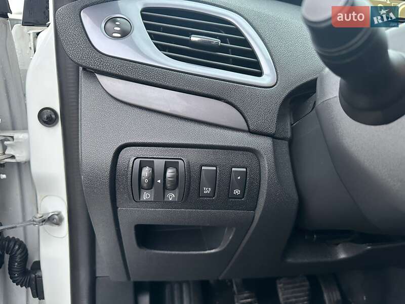 Мінівен Renault Grand Scenic 2016 в Нововолинську