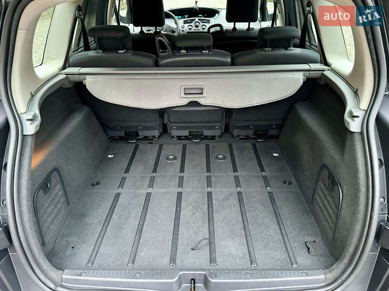 Минивэн Renault Grand Scenic 2006 в Харькове