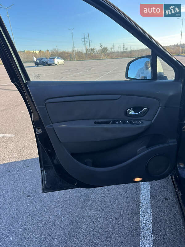 Мінівен Renault Grand Scenic 2010 в Рівному