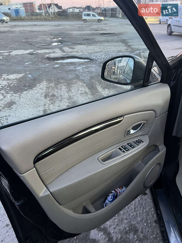 Минивэн Renault Grand Scenic 2010 в Черновцах