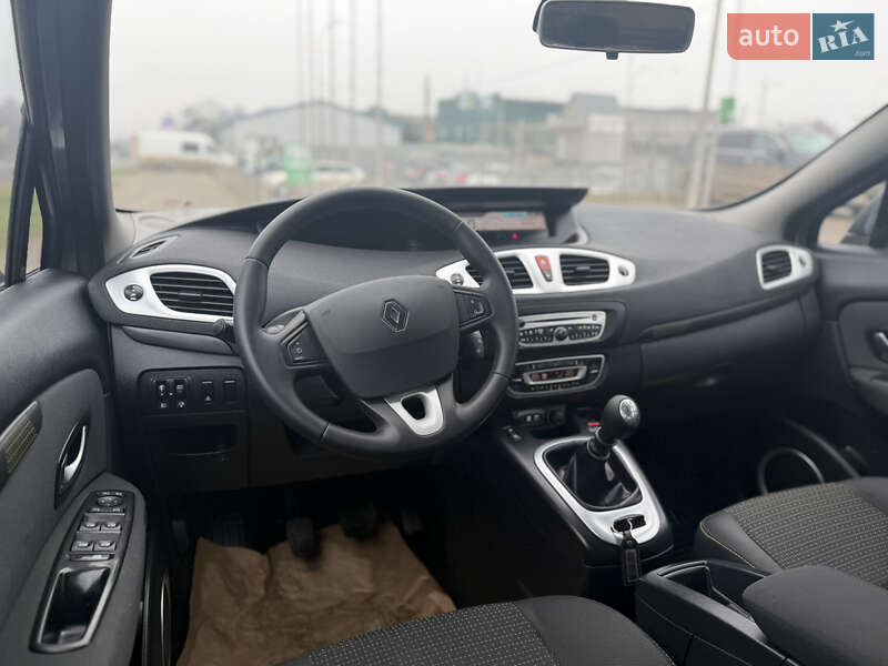 Минивэн Renault Grand Scenic 2010 в Ровно фото 38 Минивэн Renault Grand Scenic 2010 в Ровно
