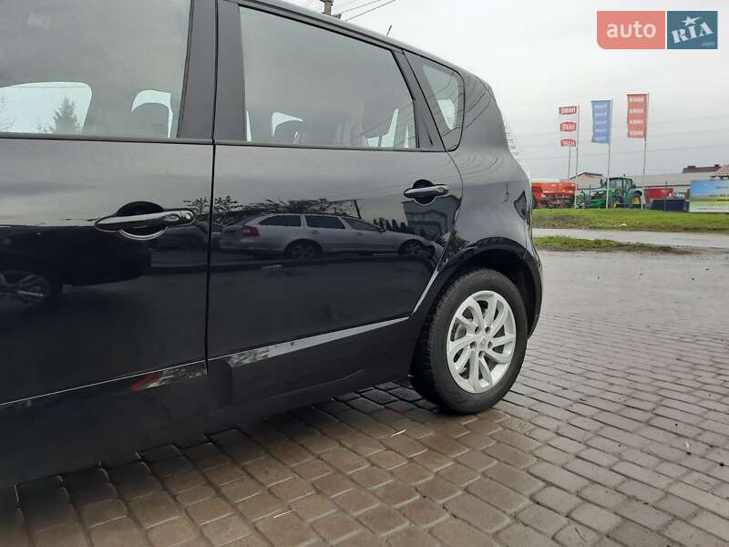 Минивэн Renault Grand Scenic 2014 в Луцке