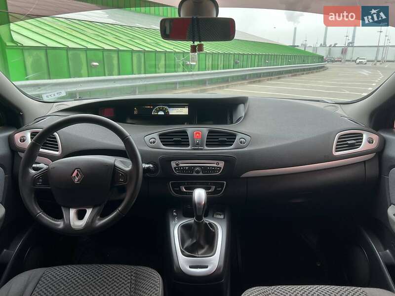 Мінівен Renault Grand Scenic 2011 в Києві фото 14 Мінівен Renault Grand Scenic 2011 в Києві