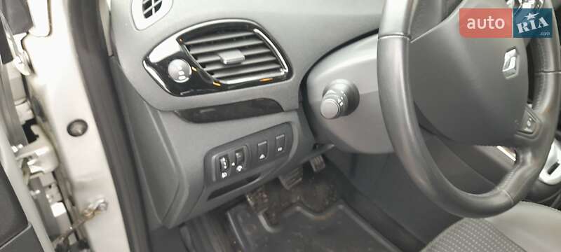 Минивэн Renault Grand Scenic 2013 в Тернополе фото 20 Минивэн Renault Grand Scenic 2013 в Тернополе