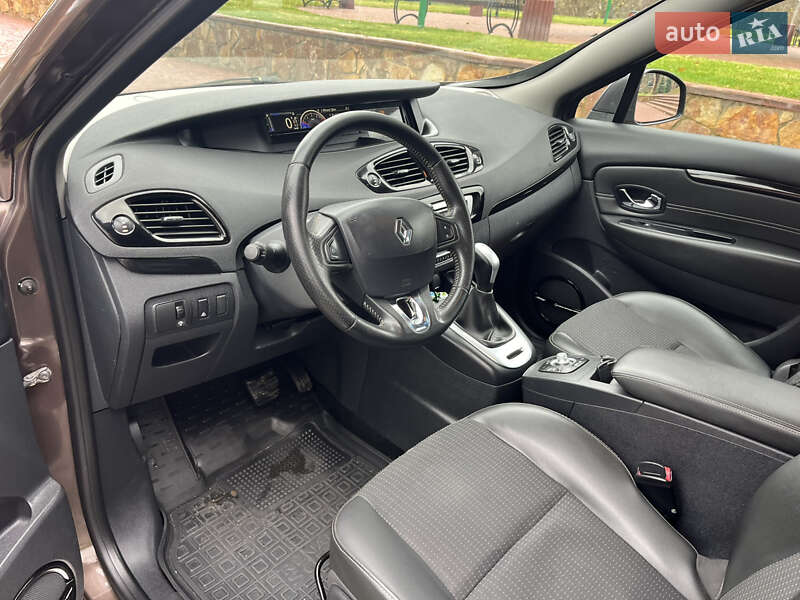 Мінівен Renault Grand Scenic 2013 в Могилів-Подільському фото 40 Мінівен Renault Grand Scenic 2013 в Могилів-Подільському