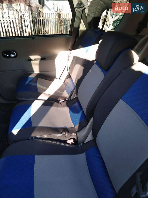 Мінівен Renault Grand Scenic 2006 в Турбовом фото 3 Мінівен Renault Grand Scenic 2006 в Турбовом