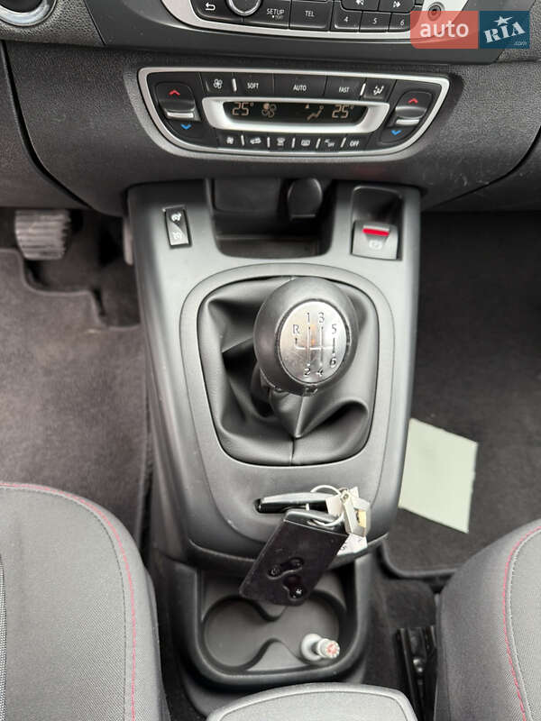 Минивэн Renault Grand Scenic 2014 в Луцке фото 36 Минивэн Renault Grand Scenic 2014 в Луцке