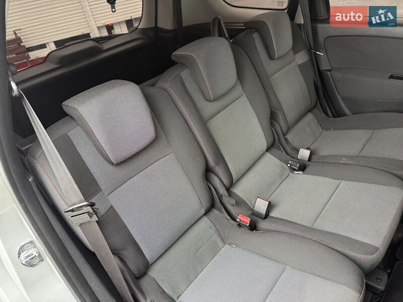 Минивэн Renault Grand Scenic 2014 в Луцке фото 44 Минивэн Renault Grand Scenic 2014 в Луцке
