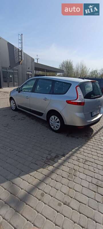 Минивэн Renault Grand Scenic 2013 в Львове фото 3 Минивэн Renault Grand Scenic 2013 в Львове