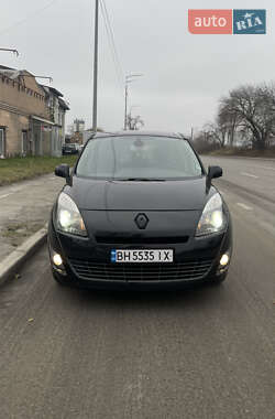 Минивэн Renault Grand Scenic 2010 в Киеве