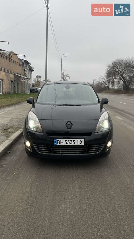 Renault Grand Scenic 2010