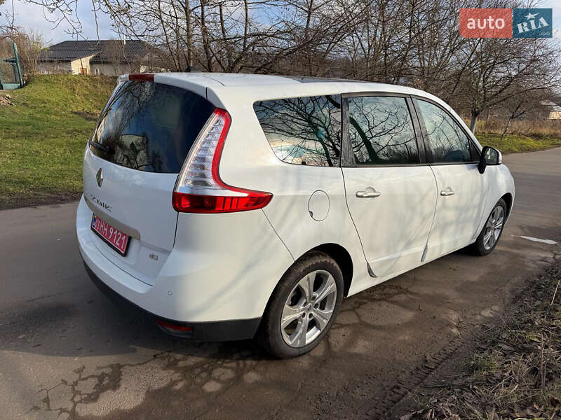 Минивэн Renault Grand Scenic 2011 в Дубно