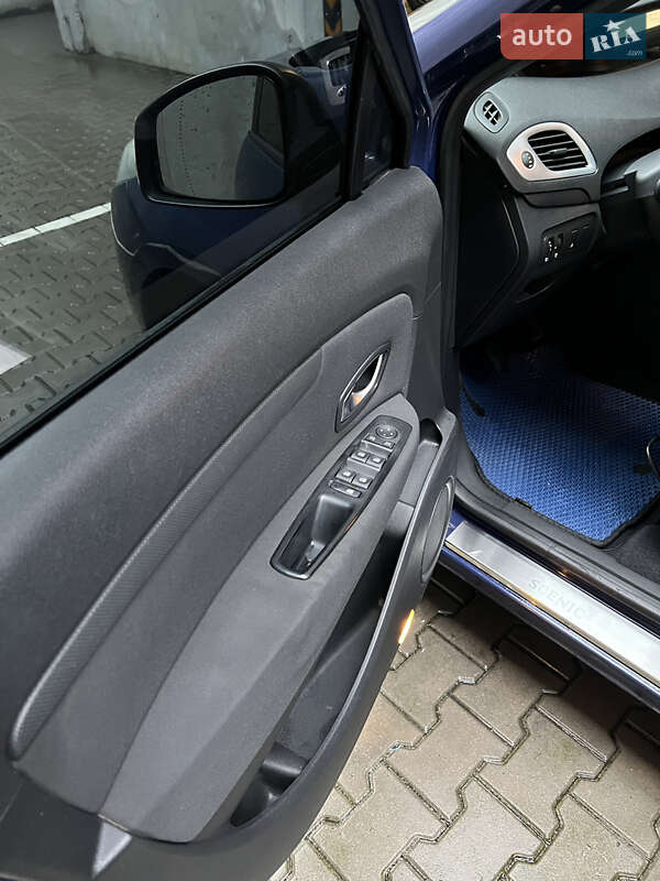 Минивэн Renault Grand Scenic 2009 в Киеве