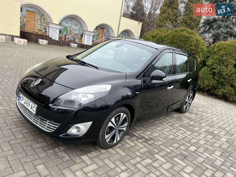 Renault Grand Scenic 2011