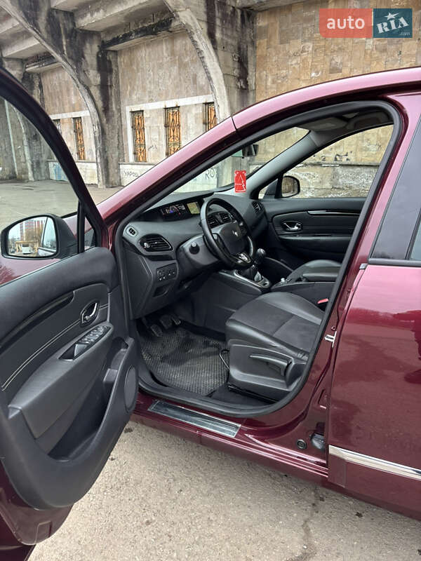 Минивэн Renault Grand Scenic 2013 в Ивано-Франковске фото 14 Минивэн Renault Grand Scenic 2013 в Ивано-Франковске