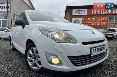 Минивэн Renault Grand Scenic 2011 в Смеле