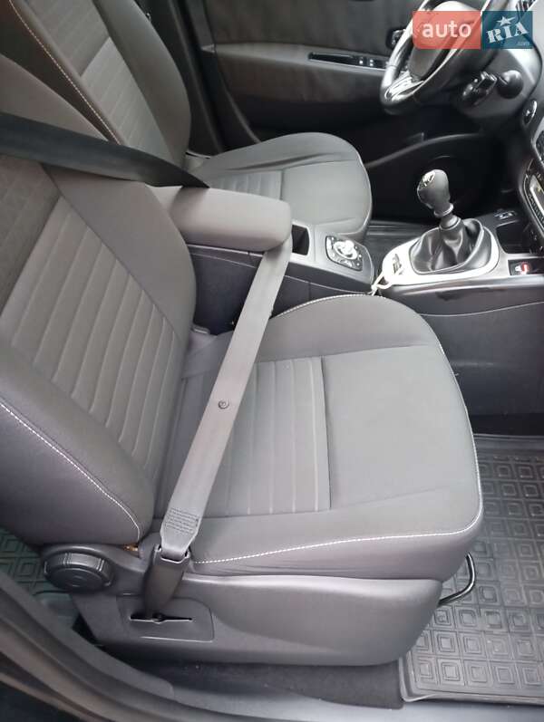Минивэн Renault Grand Scenic 2015 в Чернигове фото 10 Минивэн Renault Grand Scenic 2015 в Чернигове