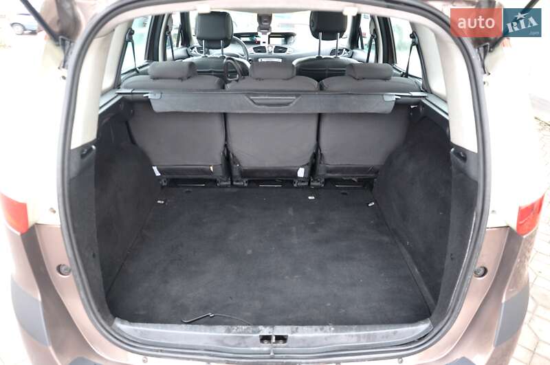 Минивэн Renault Grand Scenic 2011 в Львове фото 23 Минивэн Renault Grand Scenic 2011 в Львове