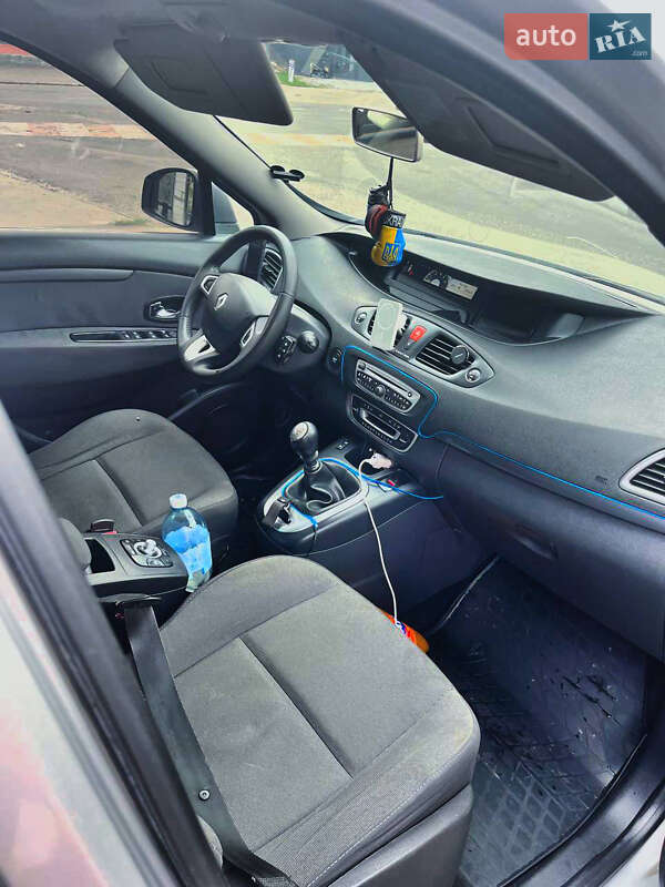 Мінівен Renault Grand Scenic 2011 в Тетієві
