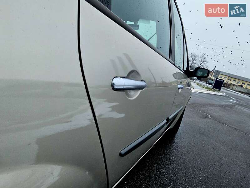 Минивэн Renault Grand Scenic 2008 в Полтаве фото 37 Минивэн Renault Grand Scenic 2008 в Полтаве