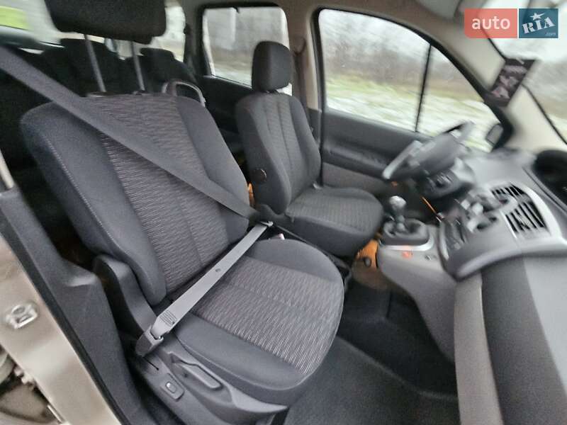 Минивэн Renault Grand Scenic 2008 в Полтаве фото 86 Минивэн Renault Grand Scenic 2008 в Полтаве