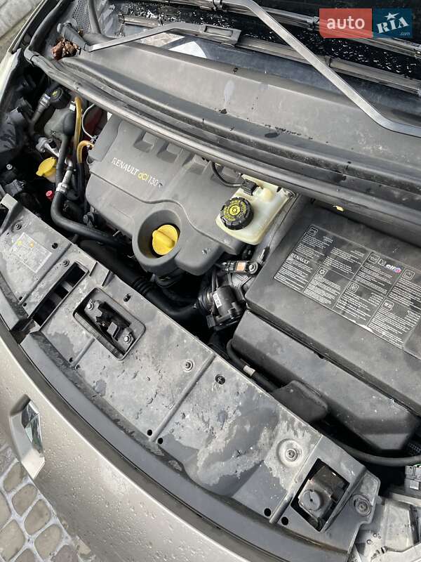 Мінівен Renault Grand Scenic 2011 в Луцьку