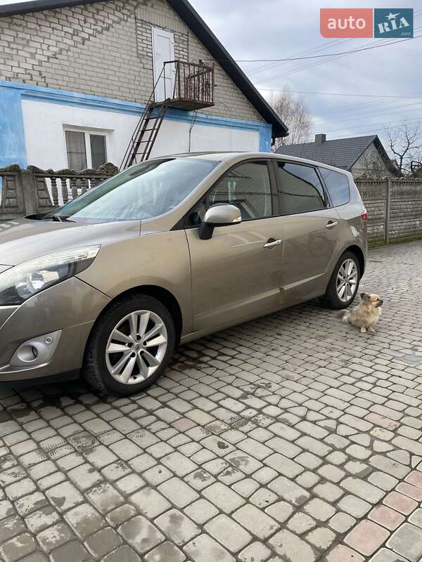 Мінівен Renault Grand Scenic 2011 в Луцьку