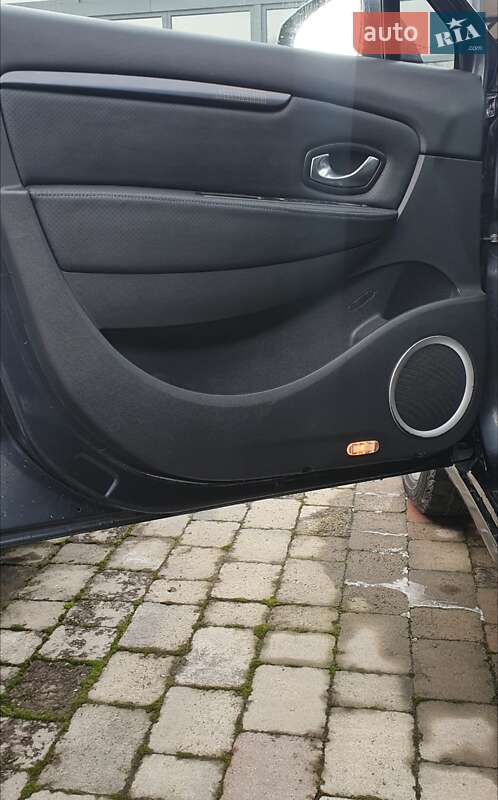 Минивэн Renault Grand Scenic 2010 в Снятине