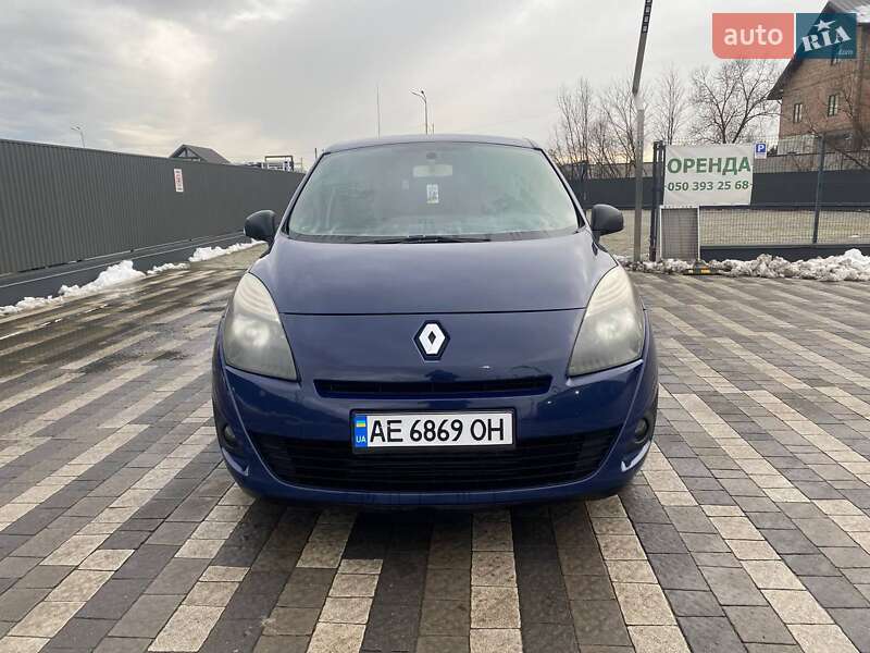 Renault Grand Scenic 2010