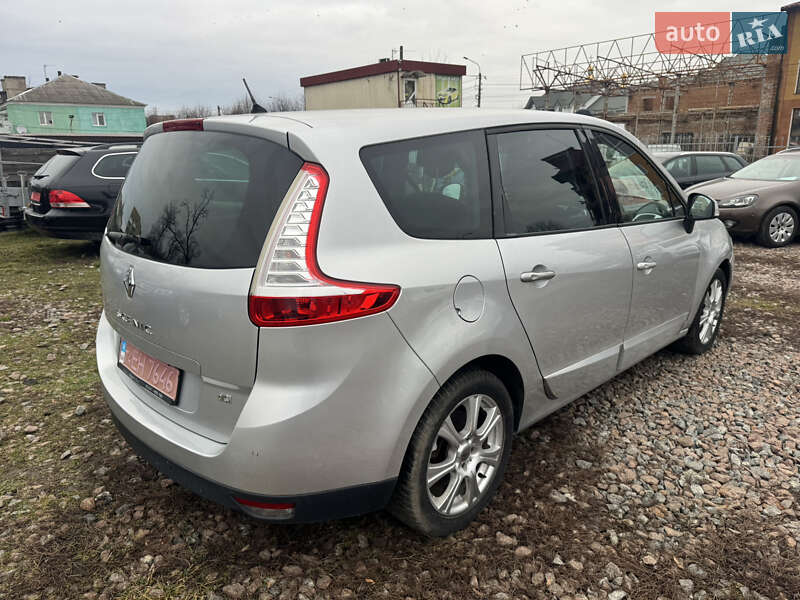 Минивэн Renault Grand Scenic 2011 в Староконстантинове