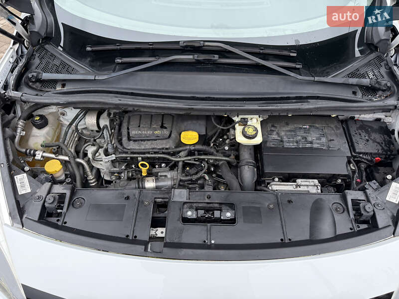 Минивэн Renault Grand Scenic 2013 в Ровно фото 41 Минивэн Renault Grand Scenic 2013 в Ровно